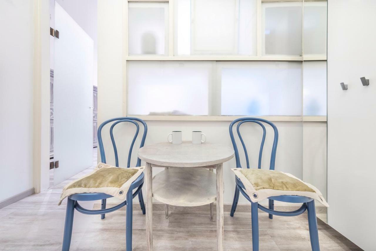 Atlanta Apartment Is In The Heart Of ブダペスト エクステリア 写真